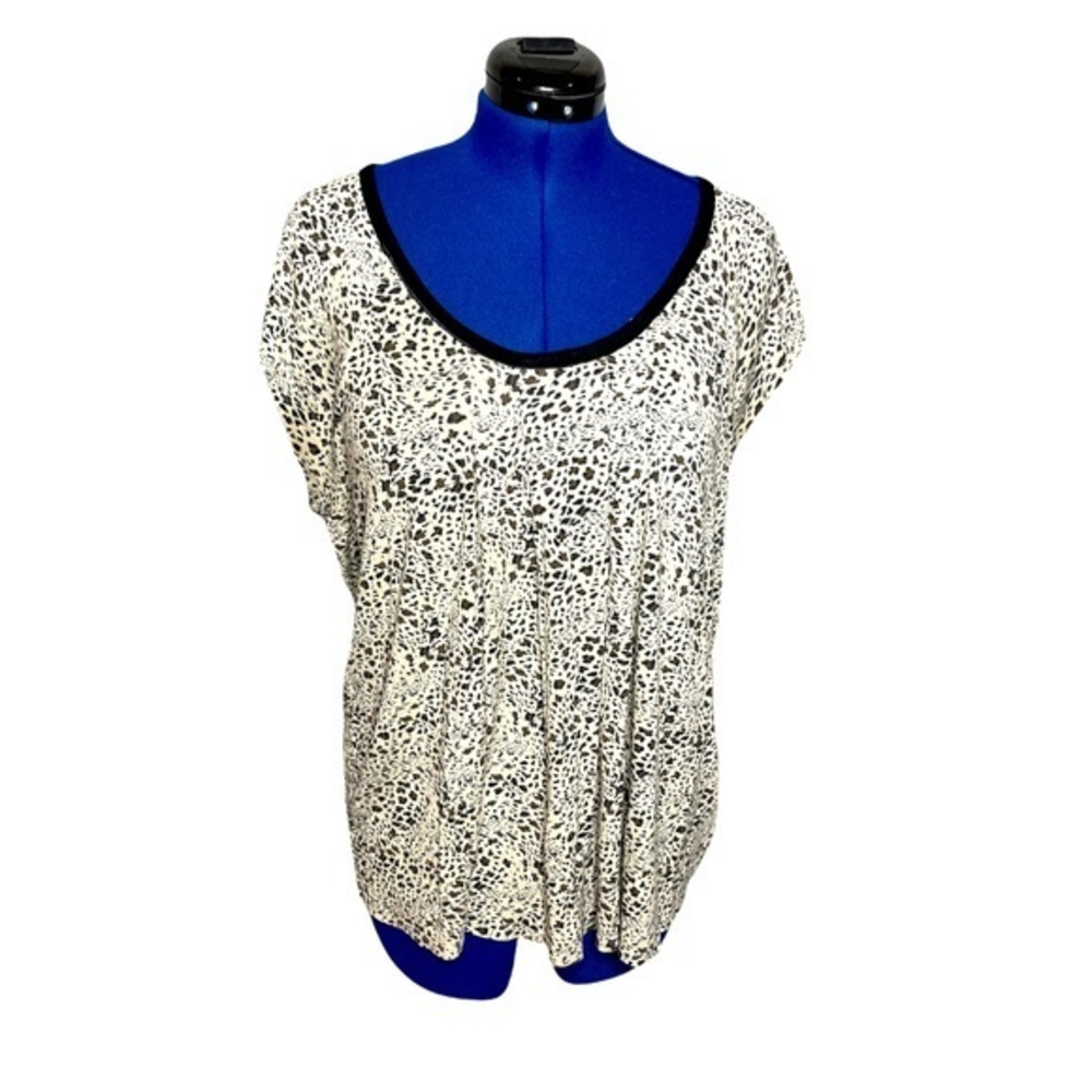 Ellen Tracy 1X tan black animal print scoop neck hi-low A line‎ short sleeve top